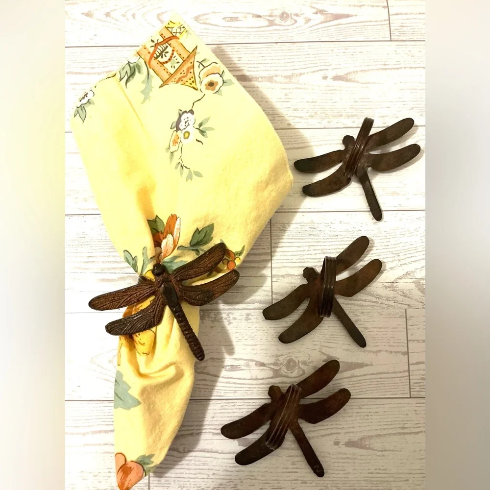 Pier 1 Distressed Boho style Dragonfly Napkin Rings - Brown